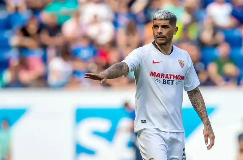 El rosarino Éver Banega entró en la historia del Sevilla