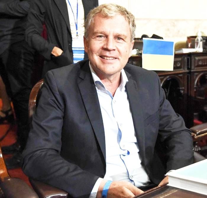 �SAlberto  escribió la segunda edición  del relato kirchnerista⬝