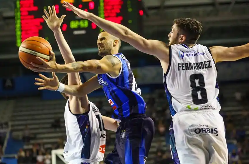 Peñarol cerró el año con un gran triunfo en casa