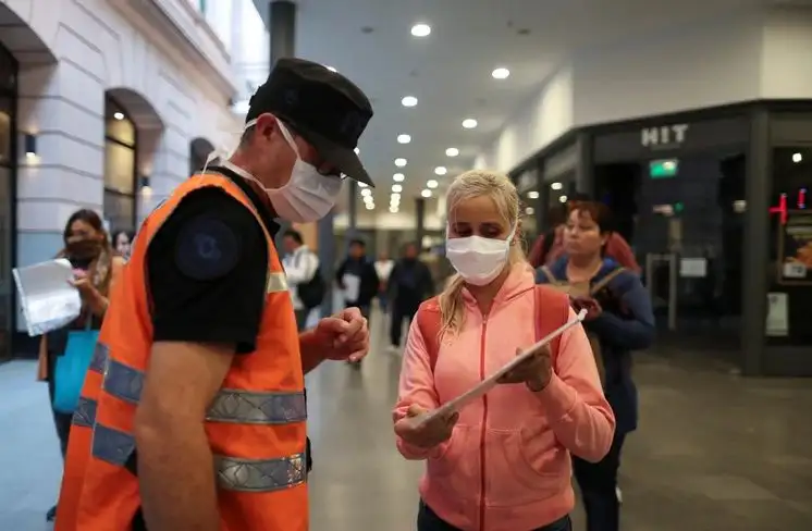 Confirmaron cinco nuevas muertes y 74 casos de coronavirus en la Argentina