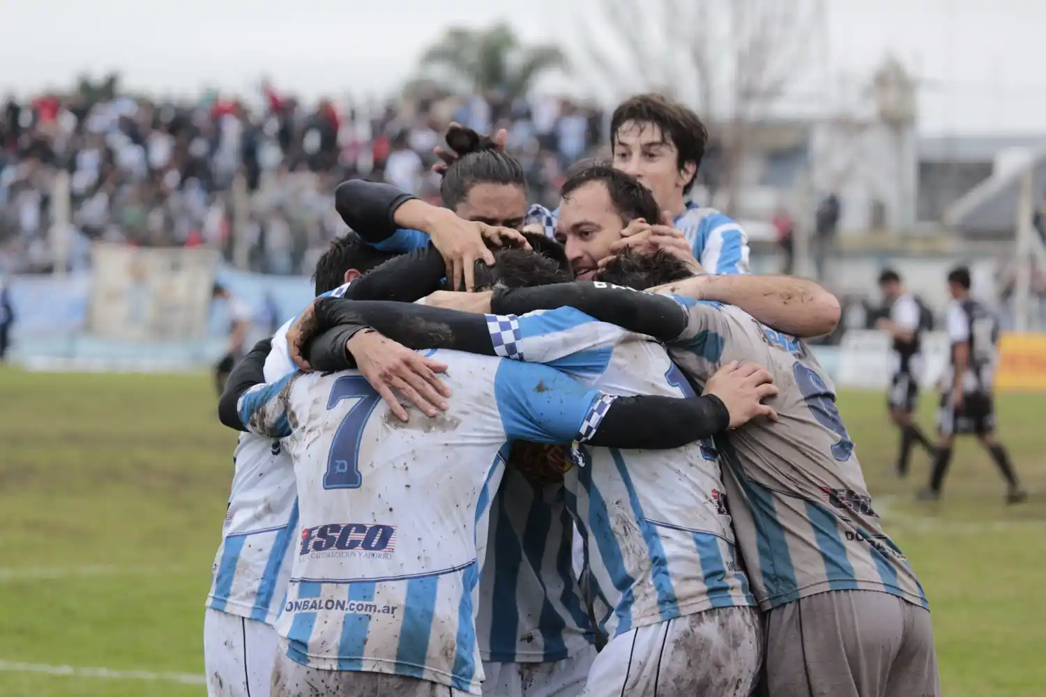 Juventud le ganó 2 a 0 a Gimnasia y Esgrima de Mendoza y jugará el triangular