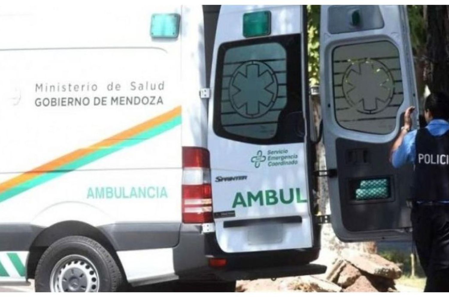 Mendoza: atropelló y mató a un hombre y a su hijo que iban en bicicleta y huyó