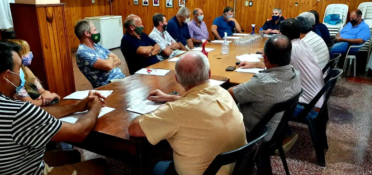 Incendios forestales: Bomberos reunió a funcionarios e instituciones por la problemática