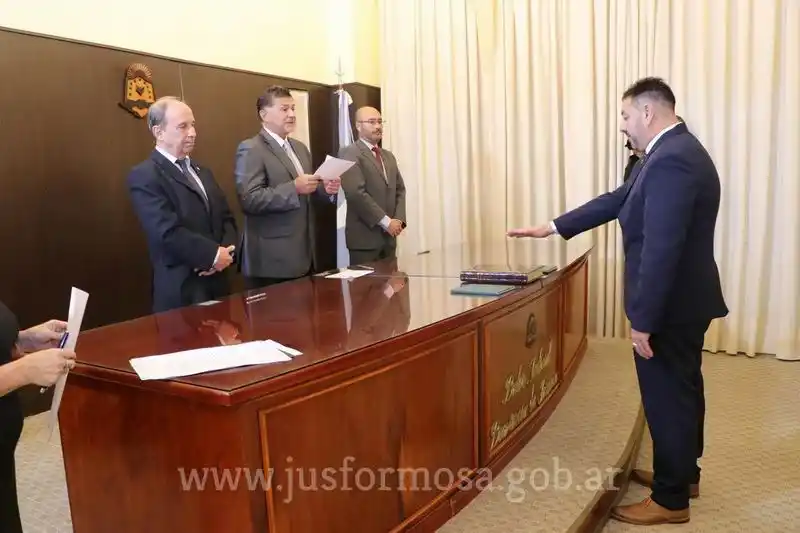 Juraron el juez de Paz de Herradura y el 
secretario del Juzgado contra el Narcocrimen