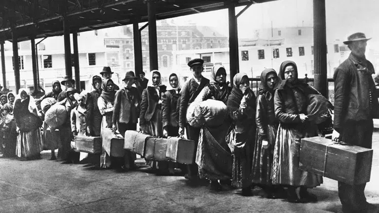 Desarrollaron un buscador que permite saber en qué barco llegaron nuestros abuelos a Argentina