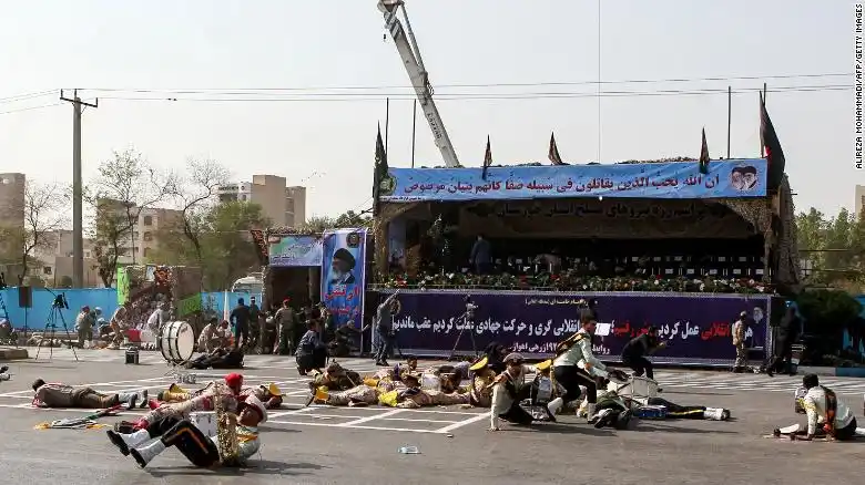 Irán: ataque en desfile militar dejó 24 muertos