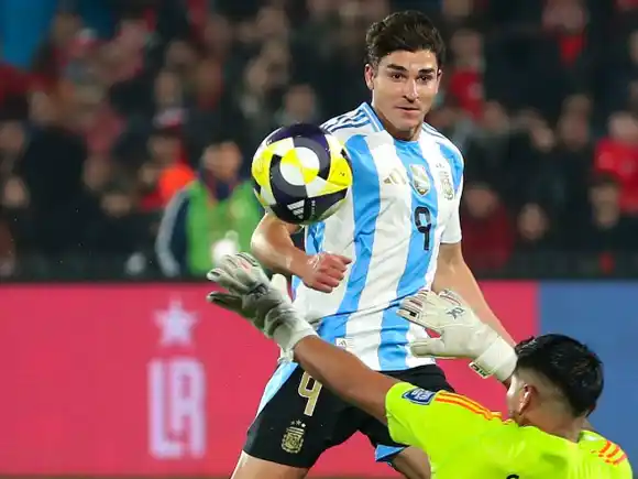 Con Messi de vuelta, la Selección Argentina venció a Chile y lo dejó afuera del próximo Mundial