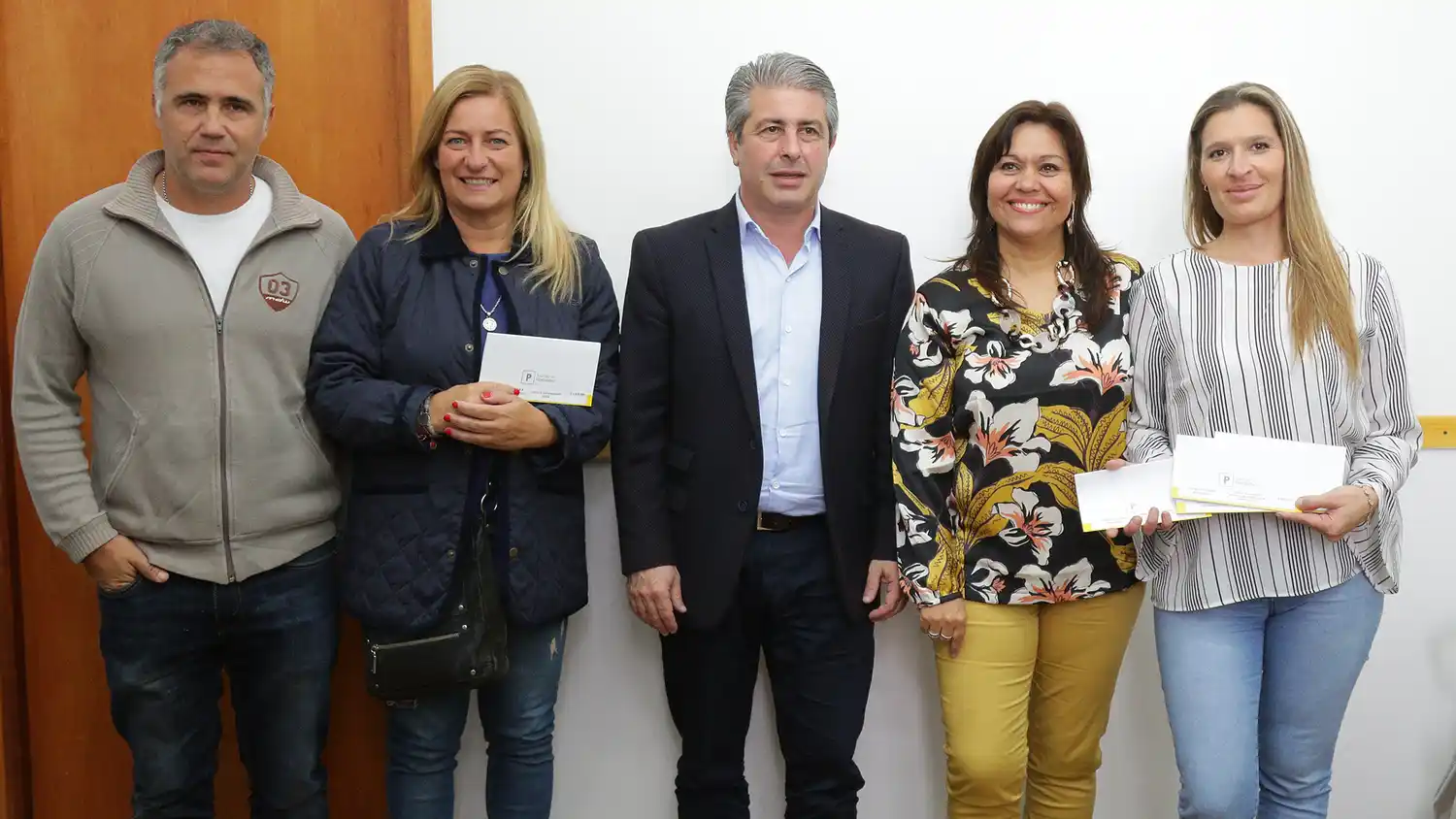 Pergamino: Municipio entregó más de $11 millones para obras y mantenimiento de escuelas
