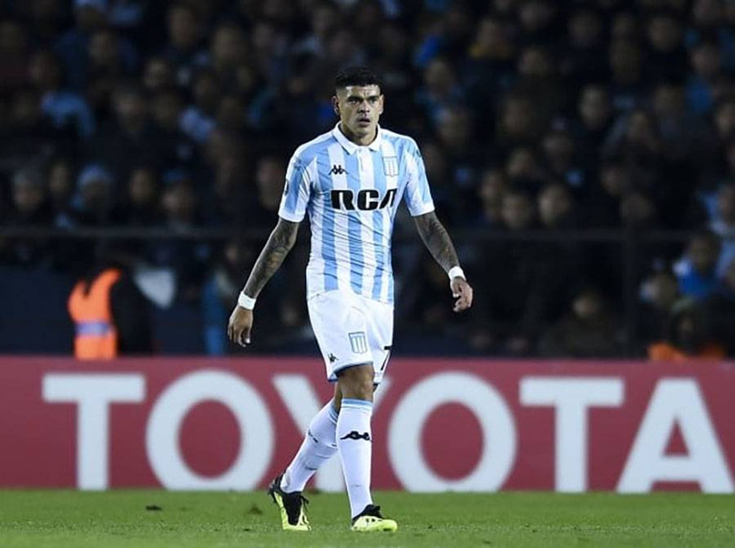  �SSi regreso  al fútbol argentino, la primera opción va a ser Racing⬝