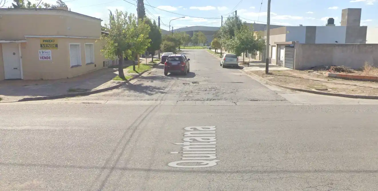 Corte de tránsito en la intersección de Quintana y Tacuarí por obras de asfalto