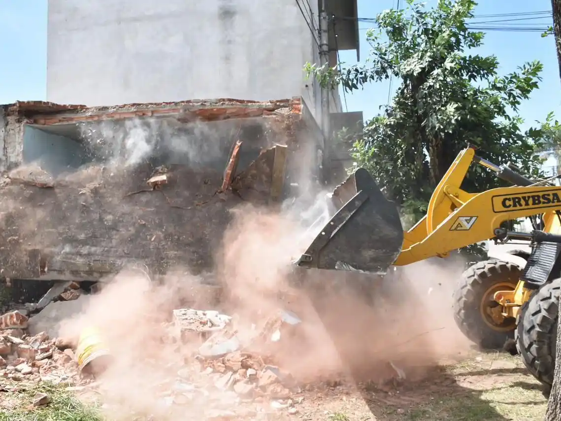 Derribaron en Venado Tuerto el búnker de venta de drogas número 100 en la provincia