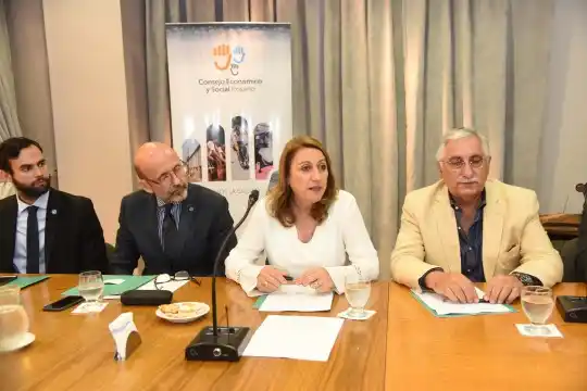 Fein se reunió con actores clave para proyectar obras de conectividad metropolitana