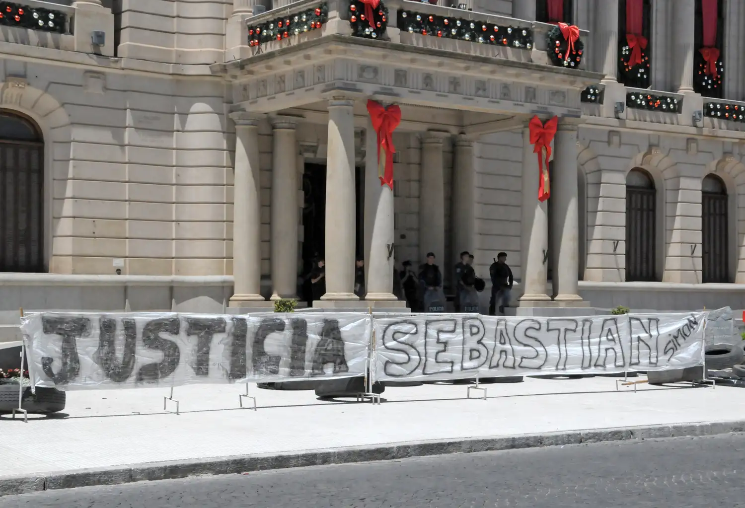 Acampe -corte calles- Muni 16-12-21 (6)