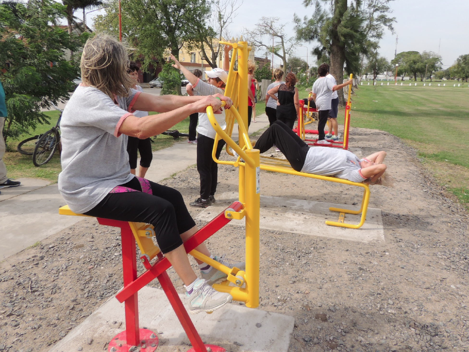 Devotenses ya disfrutan del gimnasio al aire libre