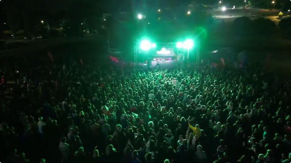 Fiesta Retro este sábado 11: Dj's históricos de Tandil que prometen "temazo tras temazo"