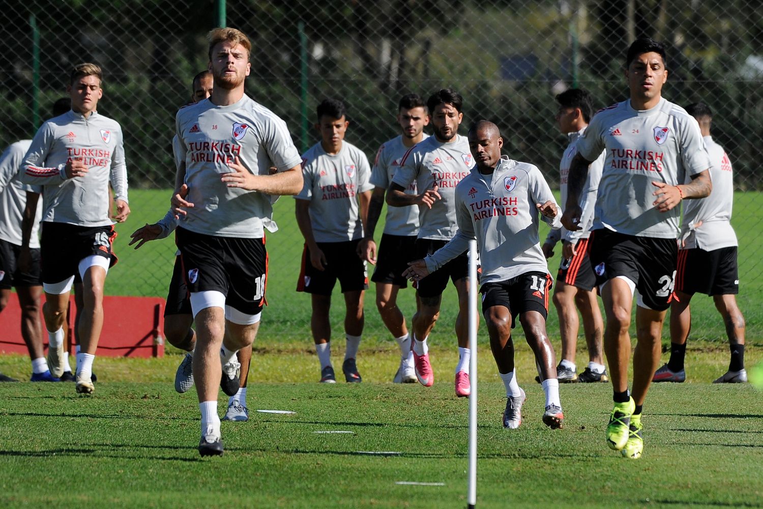 Gallardo recuperó a Palavecino y sigue sin tener a Suárez para el debut en Copa Libertadores