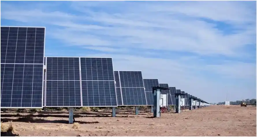 El parque solar de Ingeniero Juárez ya está en pleno funcionamiento