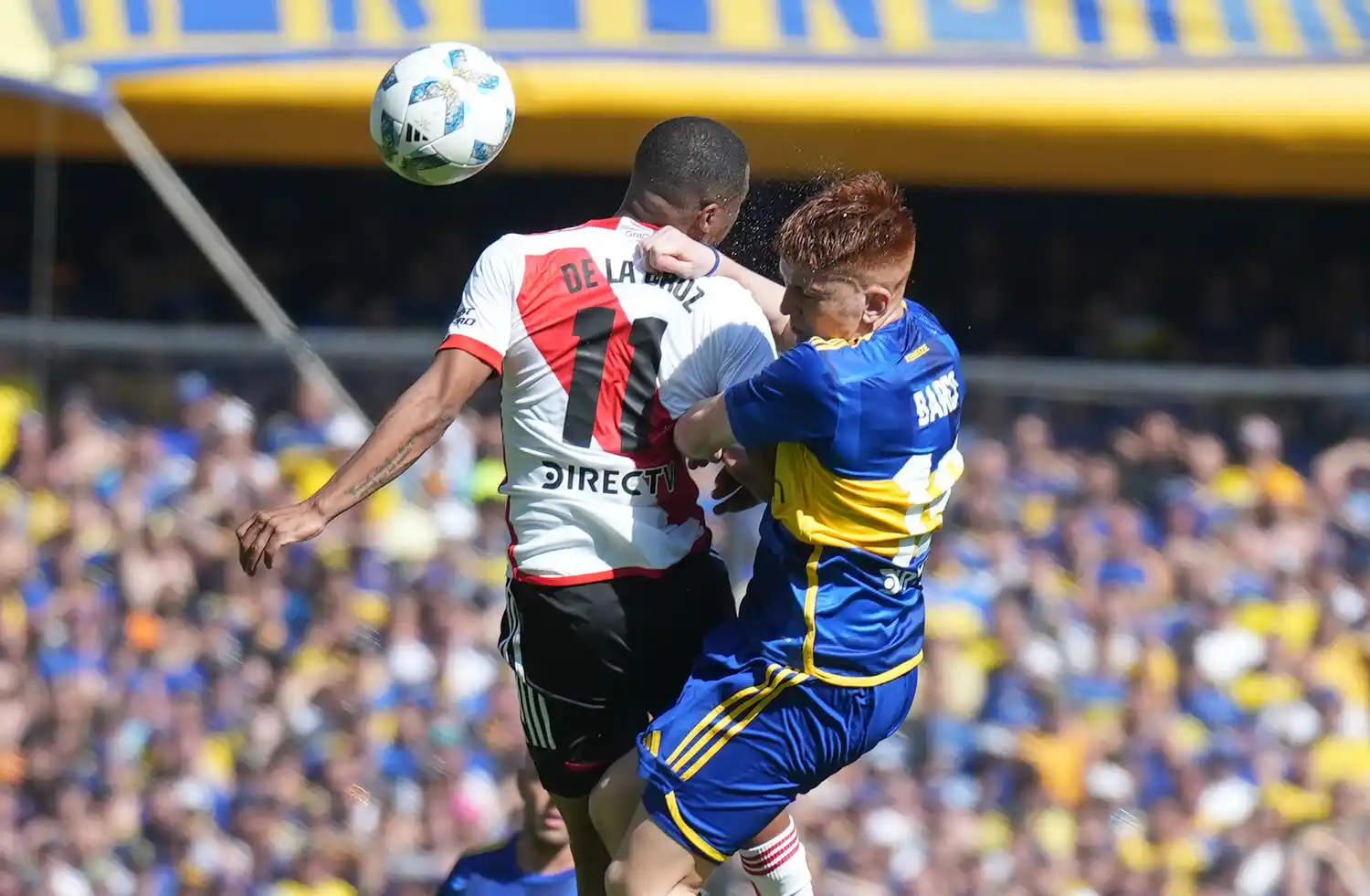 De la Cruz y Barco, en el juego aéreo.