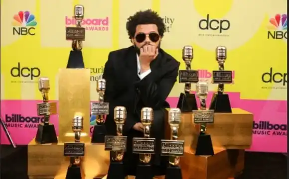 The Weeknd arrasó en los Billboard Music Awards