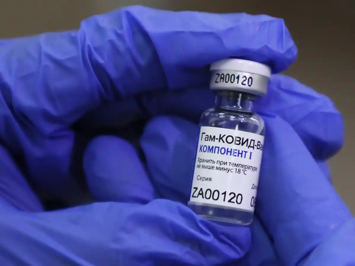 ANMAT autorizará el uso de la vacuna Sputnik V en mayores de 60 años