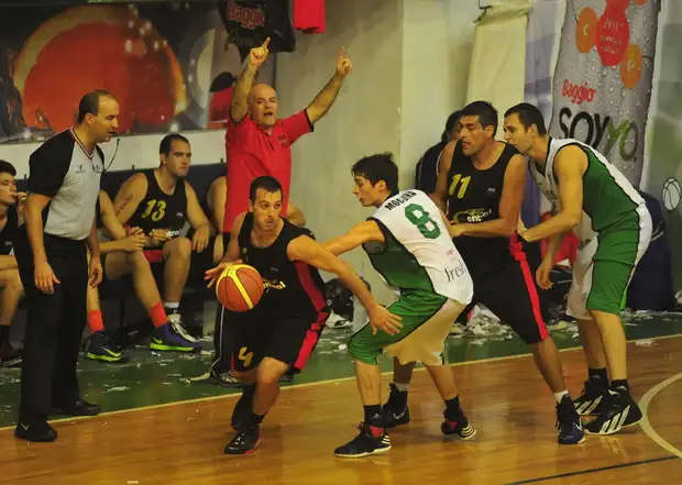 Con lo justo y con susto, Central ganó el clásico