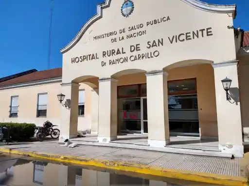 Vacunación en San Vicente: Echaron y denunciaron al subsecretario de salud por vacunar a su hijo de 24