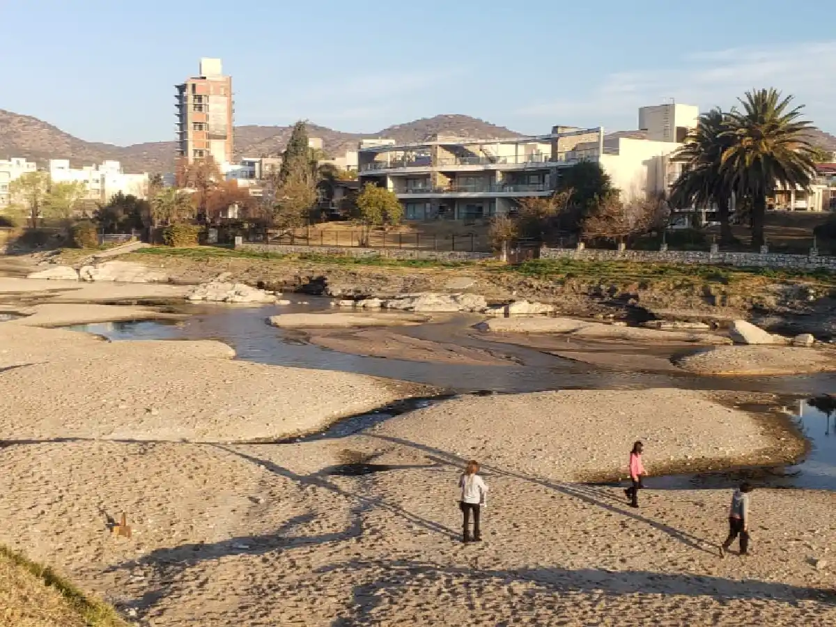 El San Roque mantiene un nivel bajo a pesar de las lluvias