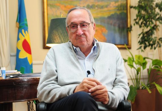 El Ejecutivo otorgó un 15 por ciento de aumento al personal político