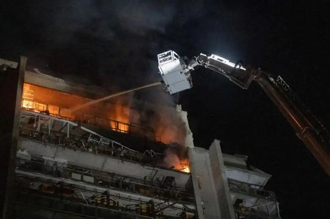 La ofensiva, que rompe con la dinámica habitual de incursiones nocturnas, tuvo su episodio más grave en Nikopol.