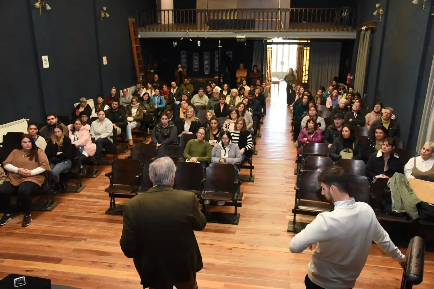 El acto de entrega de los aportes no reembolsables (ANR) se realizó en el Teatro de la Confraternidad.
