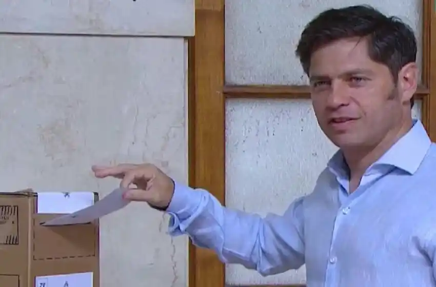 Kicillof felicitó a Milei y pidió “hacer respetar la Constitución”