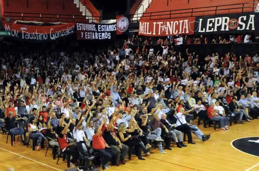 Por la pandemia, se suspendieron las elecciones en Newells