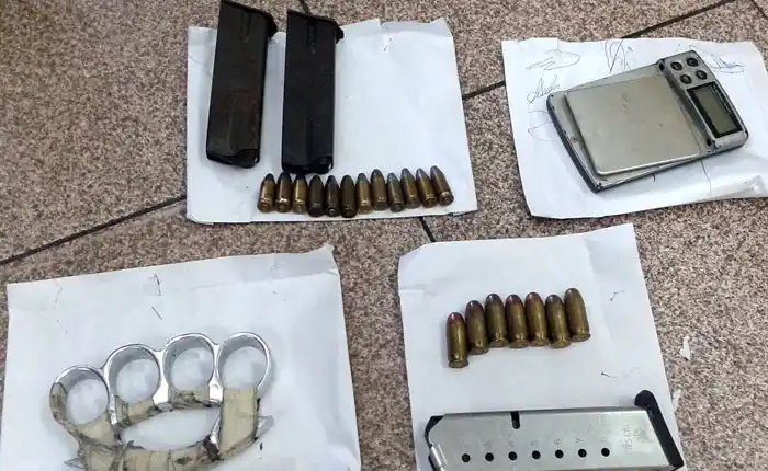 Detienen a 18 personas y secuestran drogas, armamento y explosivos en Morón