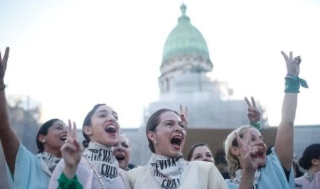 Artistas convocan a acompañar a Cristina a Comodoro Py