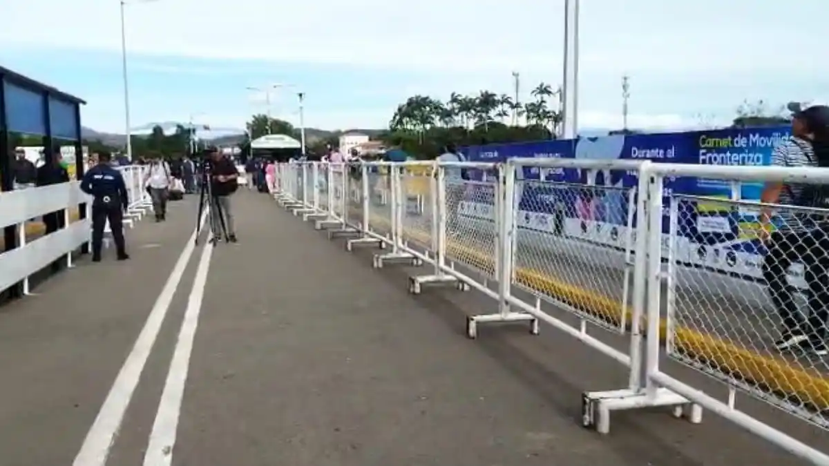 MADURO BRILLARÁ POR SU AUSENCIA: Gustavo Petro estará presente en la reapertura de la frontera