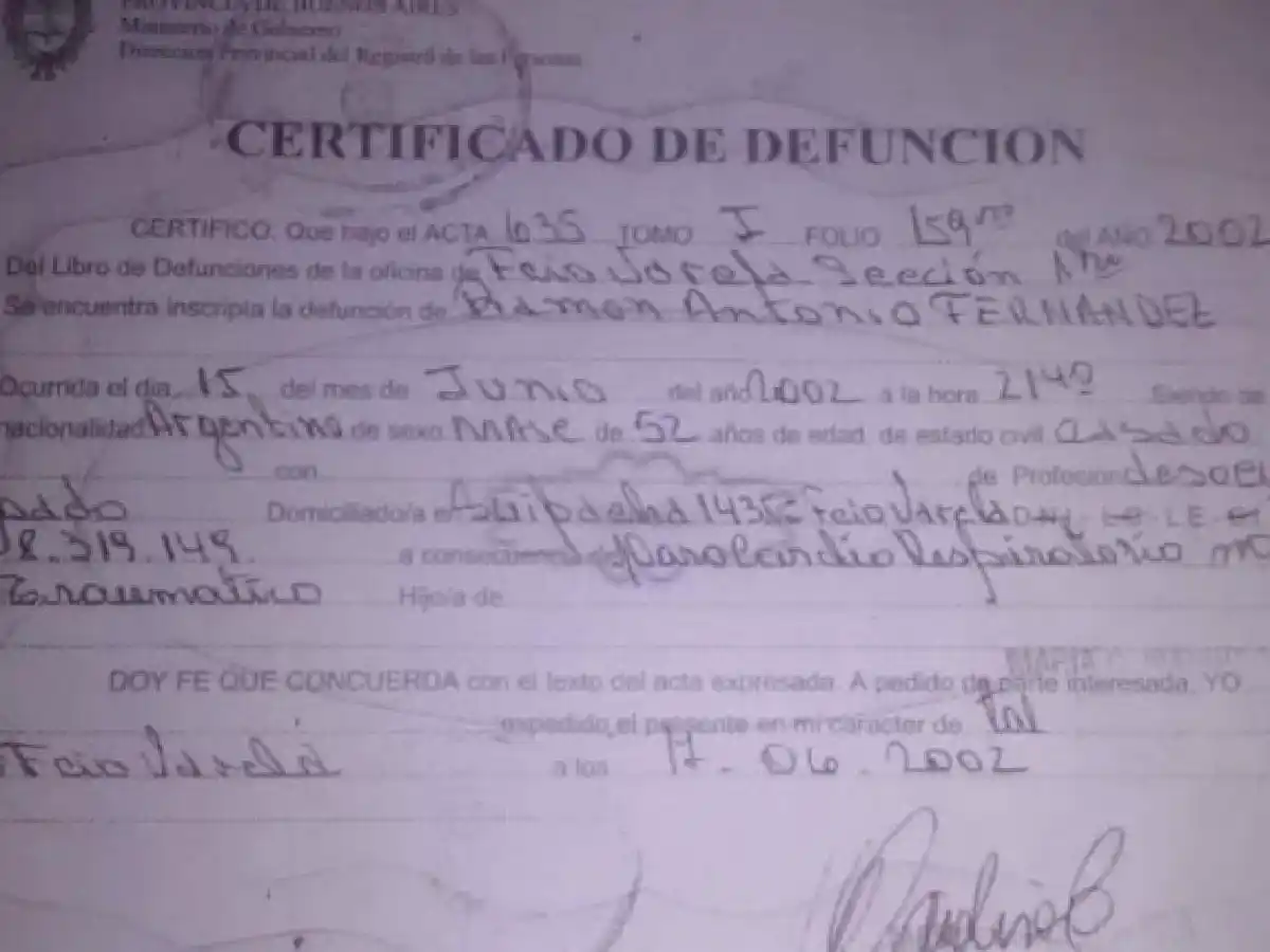 Estafa: un hombre fallecido en 2002 se jubiló en 2016 y votó en 2017