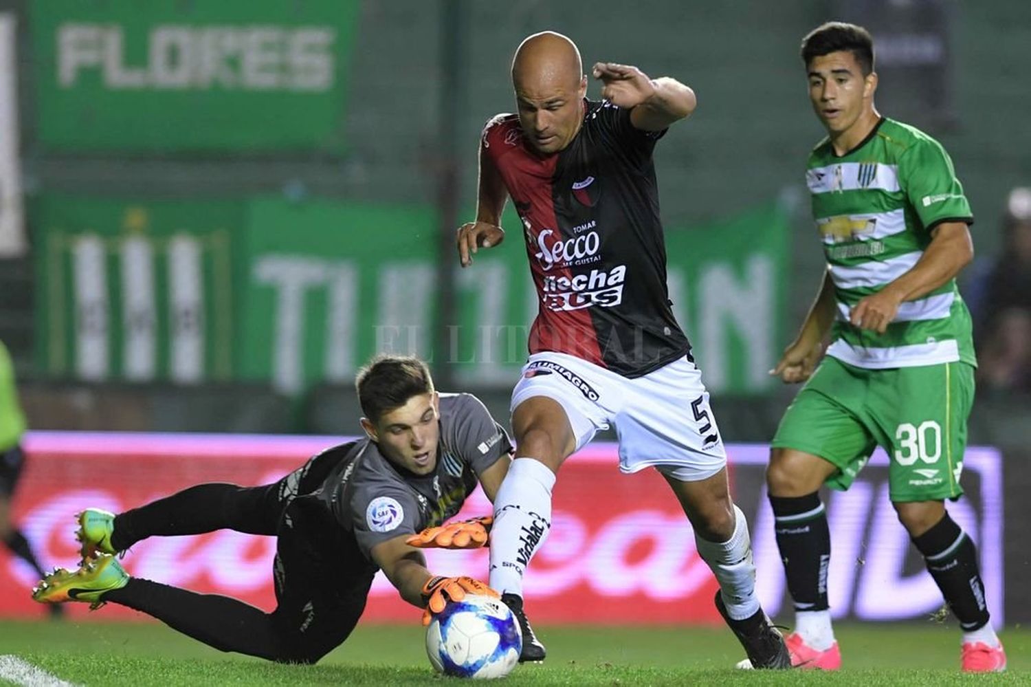 Matías Fritzler es duda para el Clásico ante Unión
