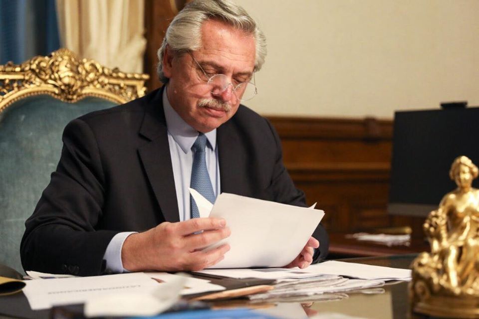 Alberto Fernández propone derogar las jubilaciones de privilegio