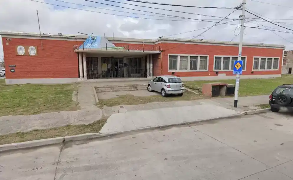 La escuela secundaria N° 27 de Avellaneda.