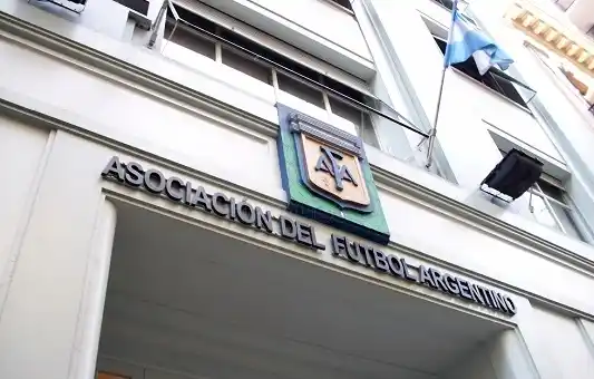 Hoy es el día clave: esperan definir la suerte de la Superliga