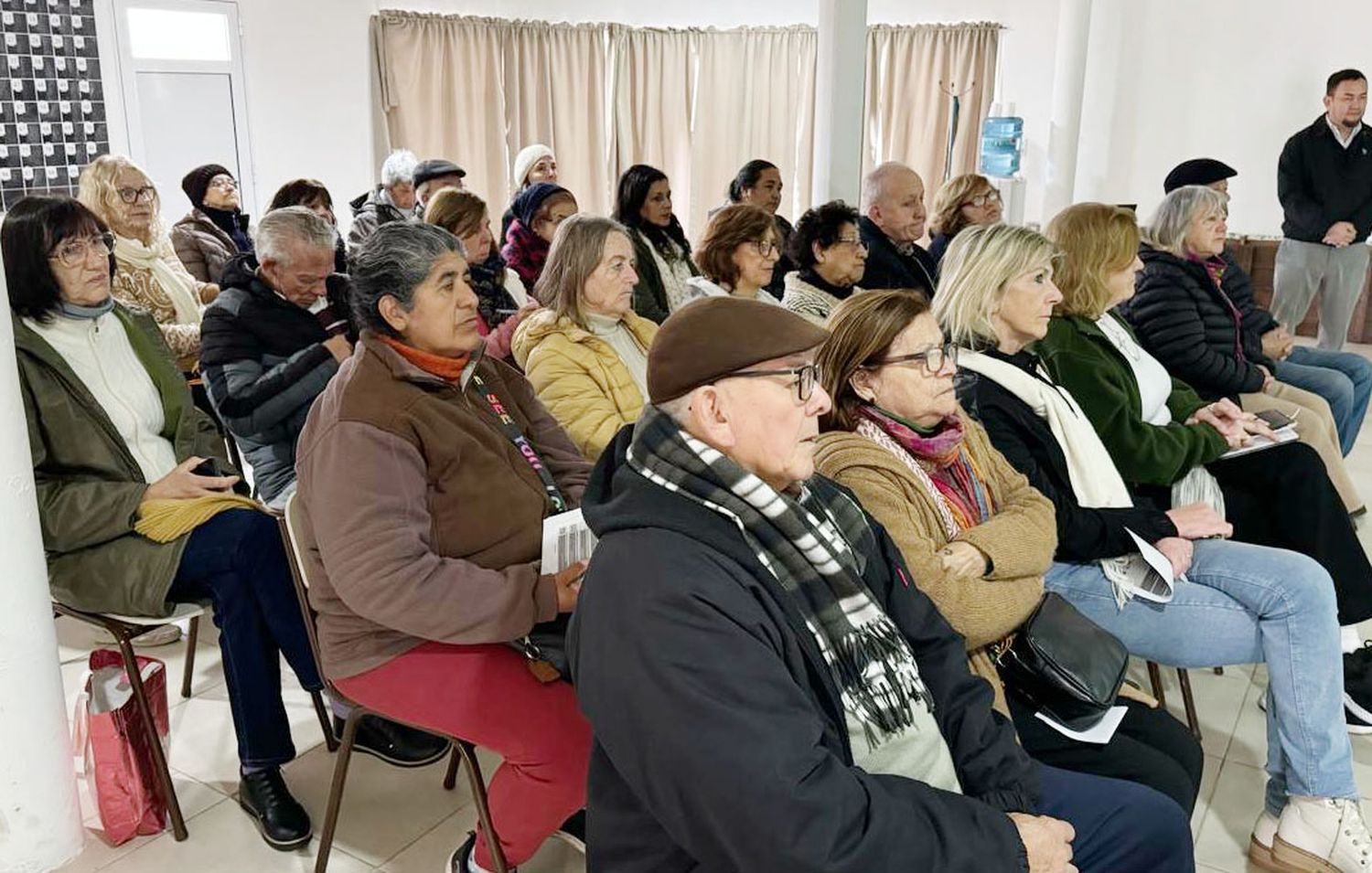 Se realizó un taller de inclusión y protección financiera para adultos mayores