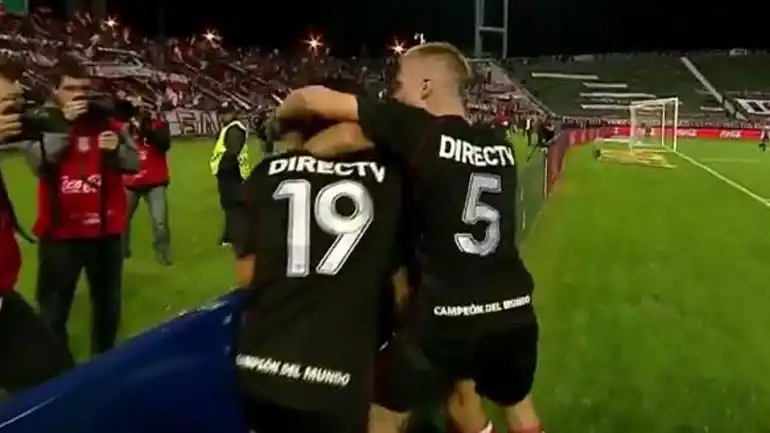 Amistoso de verano: Estudiantes le ganó a Boca y se quedó con la Copa de Oro