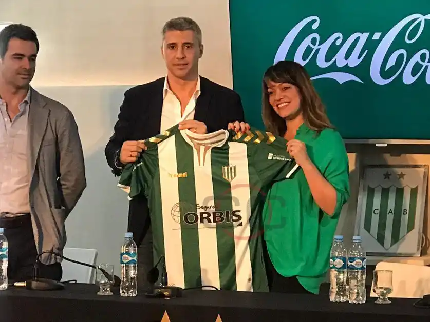 Comenzó la era Crespo: "Llegar a Banfield después de Falcioni es una responsabilidad enorme, y a la vez me da orgullo"