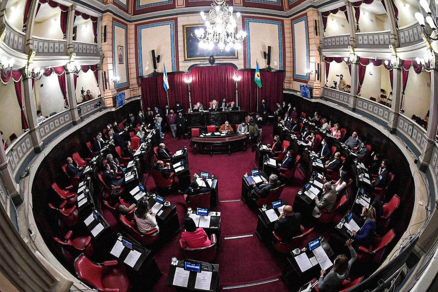 Senadores bonaerenses presentaron un proyecto para eximir del pago del servicio de agua a sectores vulnerables