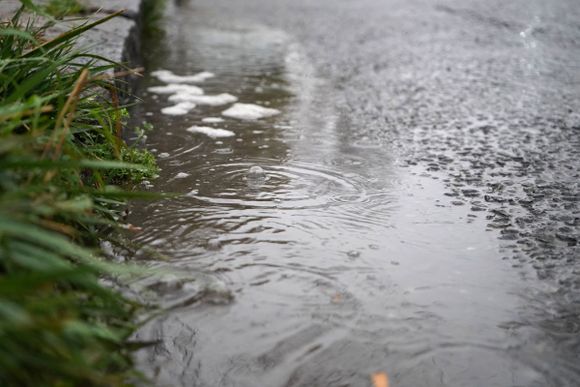 Martes con tormentas y alertas naranja y amarilla