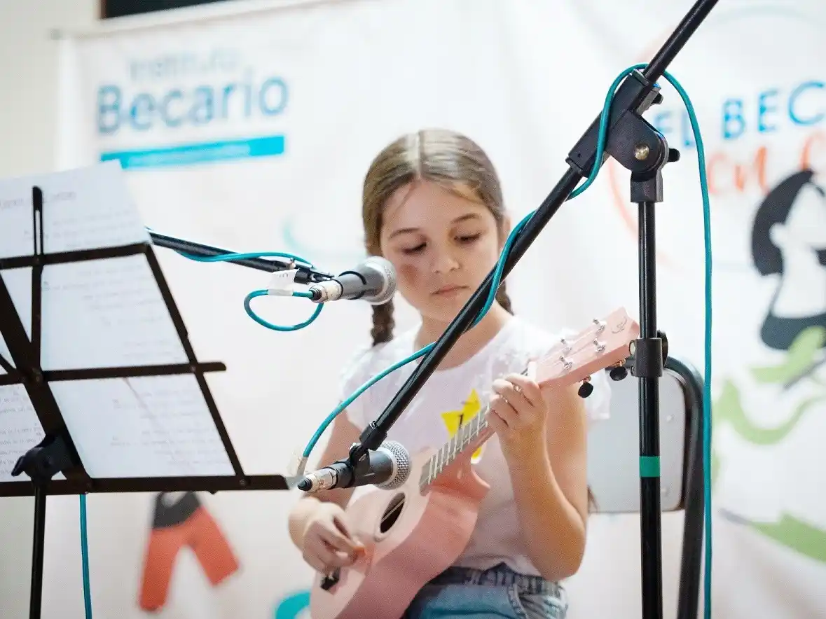 Rosario del Tala fue sede de la última gala del Becario en Escena