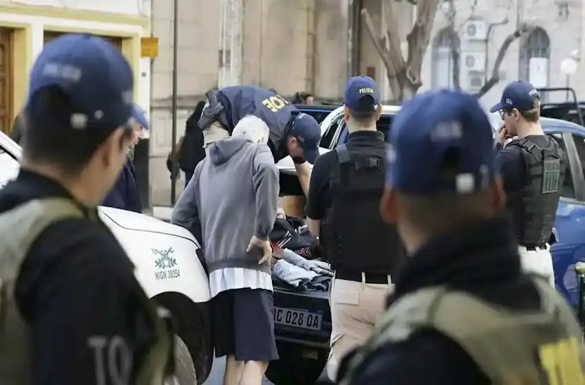 La detención del Comisario Valdés y un bolso que tiene en vilo a los investigadores