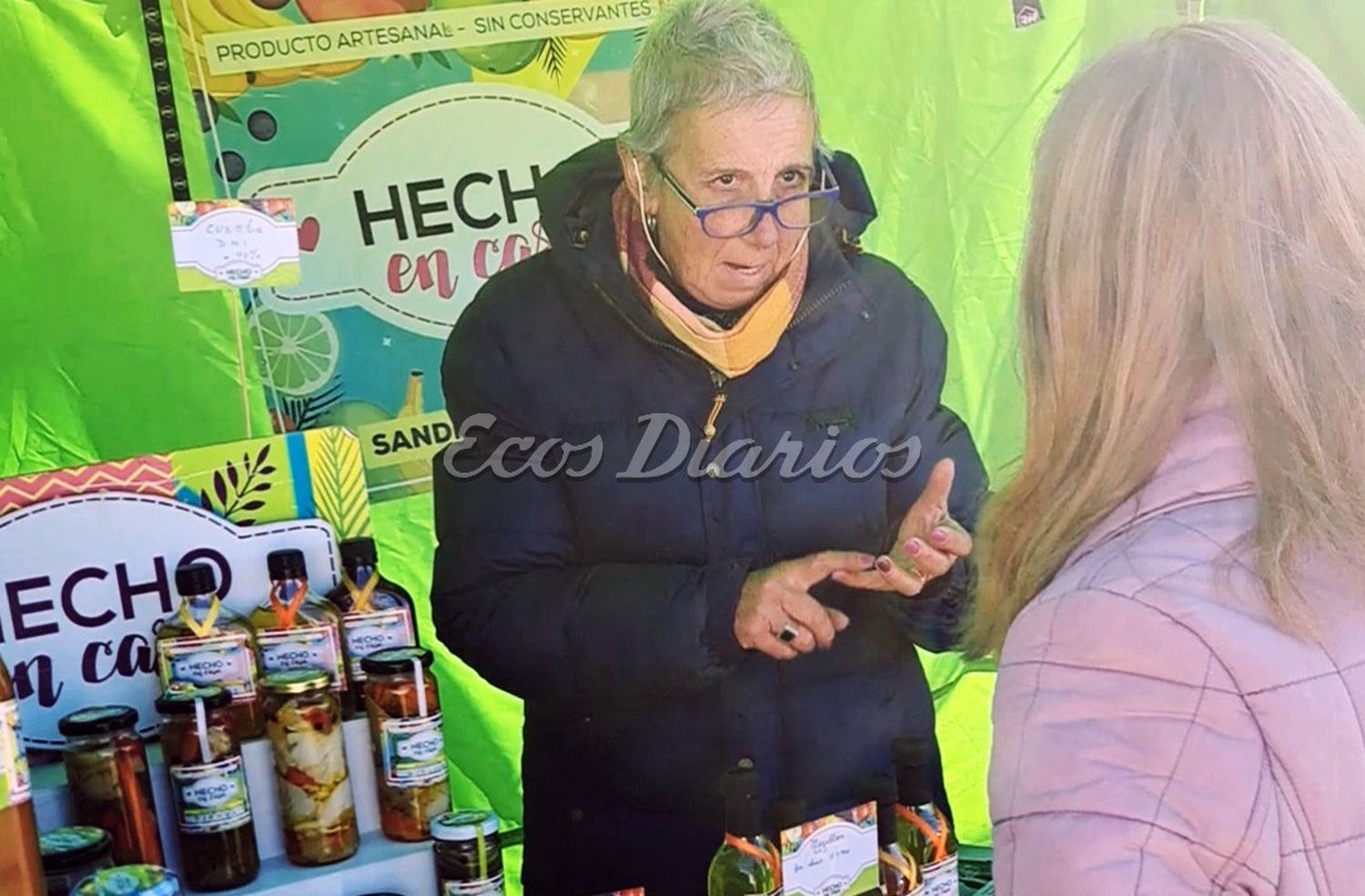 Plaza de las Carretas. La feria visitó el barrio con productos locales