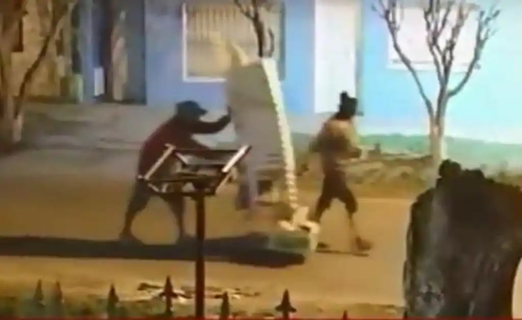 Rosario: dos ladrones robaron en un templo, una casa y una escuela