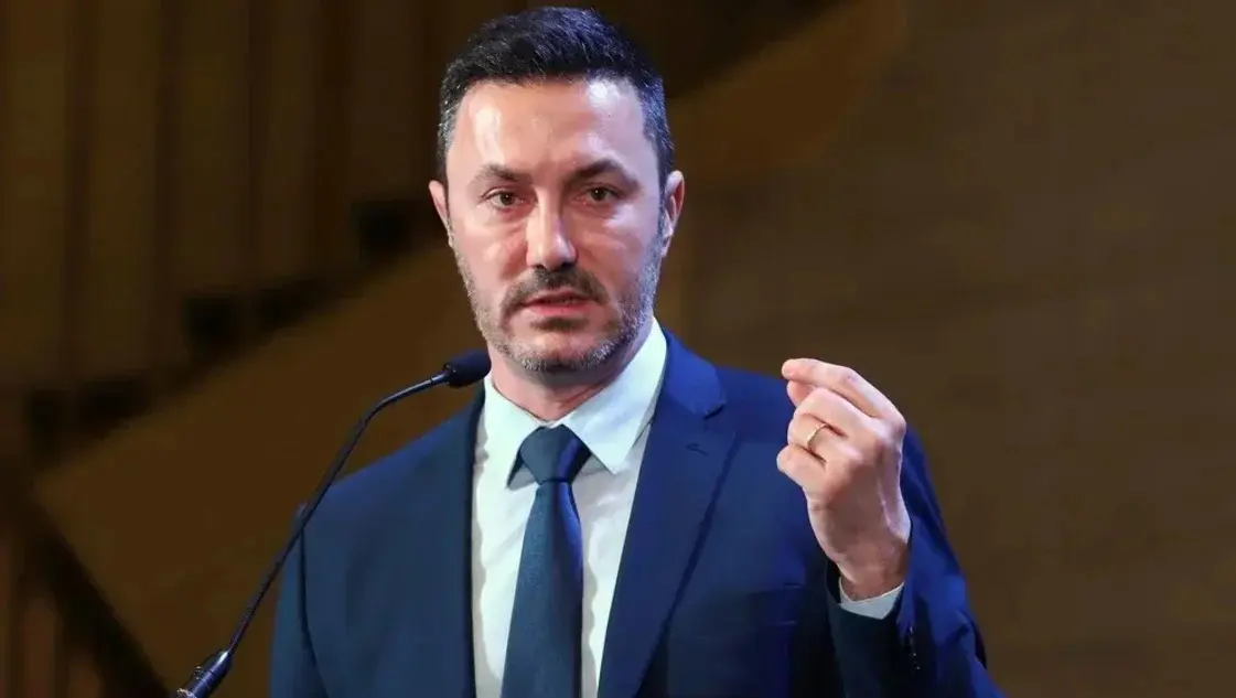 Luis Petri